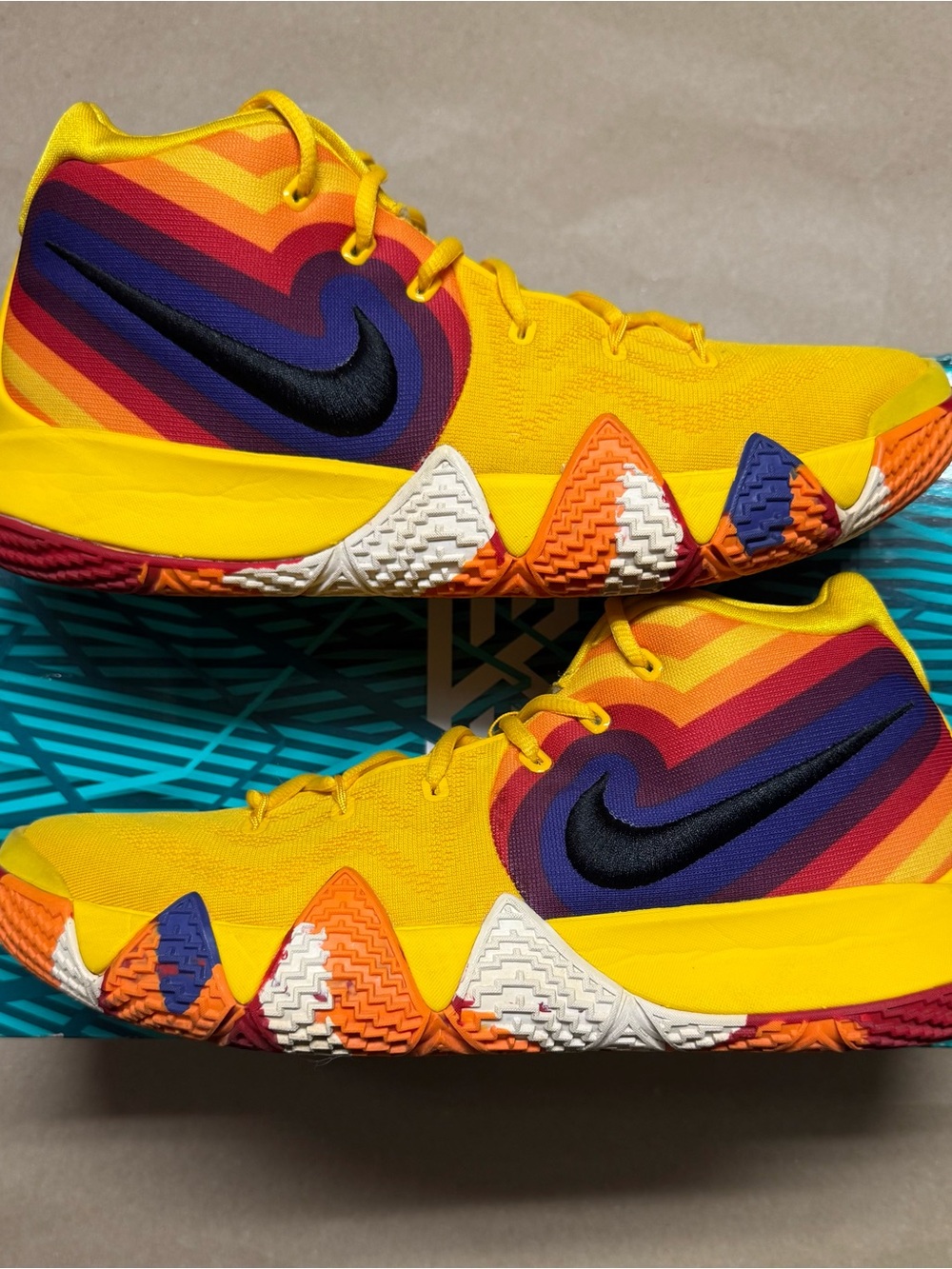 Nike Kyrie 4 Yellow 70’s Men’s size 12 Basketball Shoes Rare!